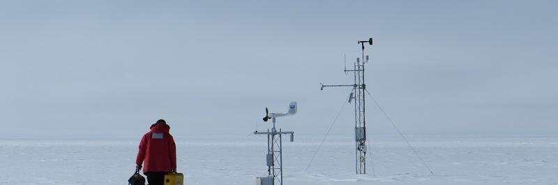 Antarctic Meteorological Research and Data Center banner