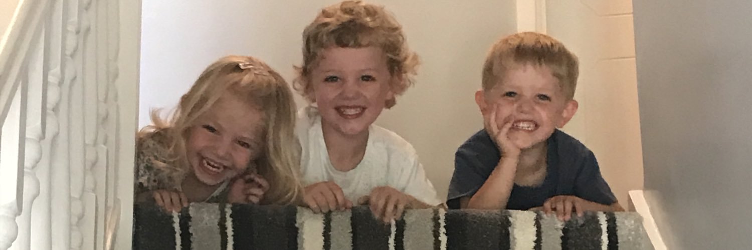 bec_tooney's profile banner image