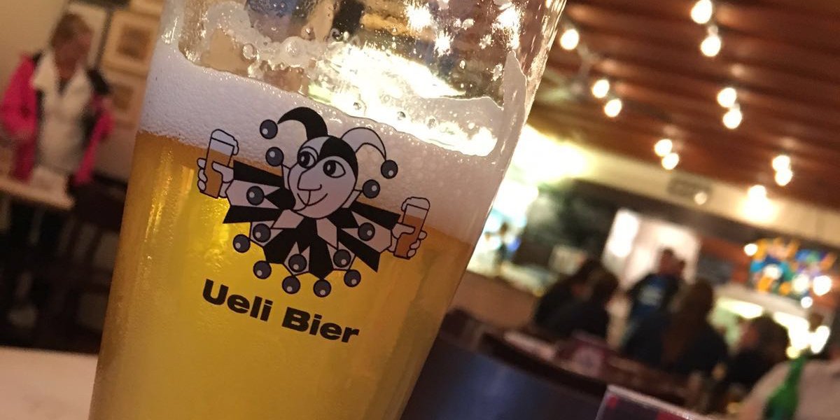 uelibier's profile banner image