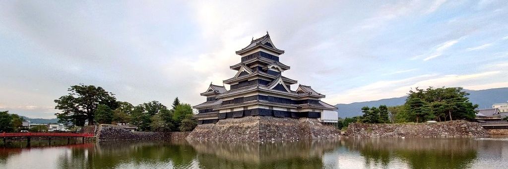 ハリネズミ⊿🚀🏯🤖 banner