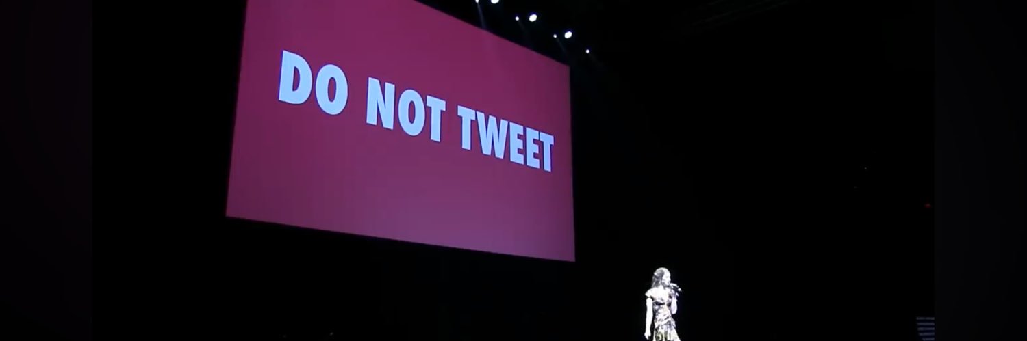 Elizabeth says join DSA 🌹🚌 banner