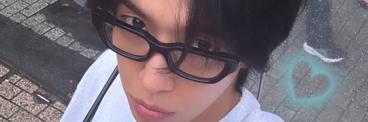 yonghwa_44's profile banner image