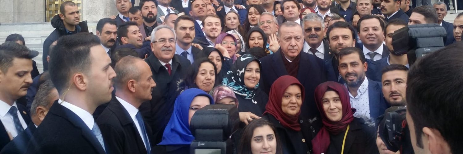 feridezdemir's profile banner image