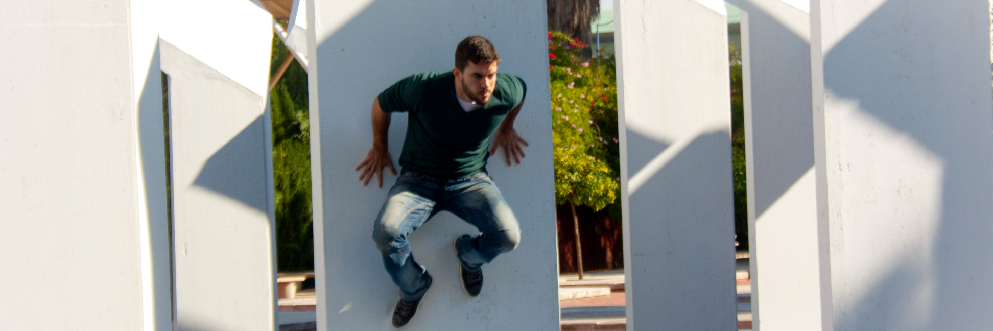 alvarotricks's profile banner image
