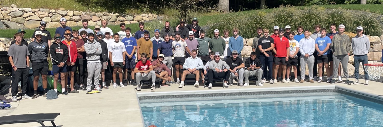 DU_BSBALL's profile banner image