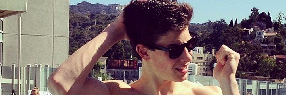 obsessedofshawn's profile banner image