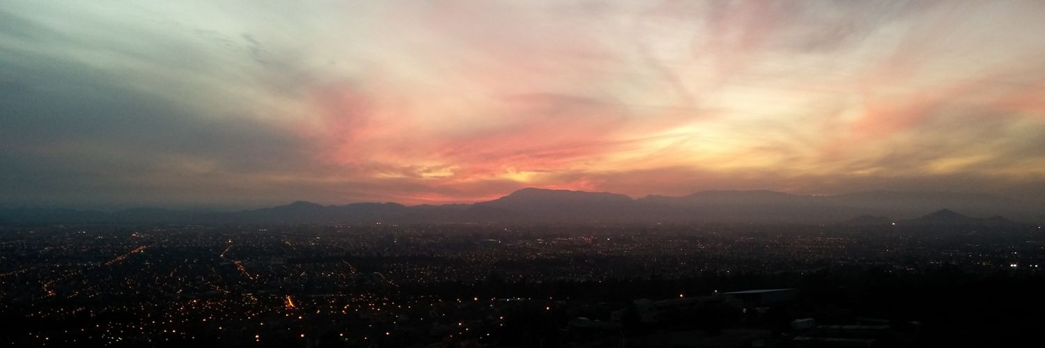 kari_narvaez's profile banner image