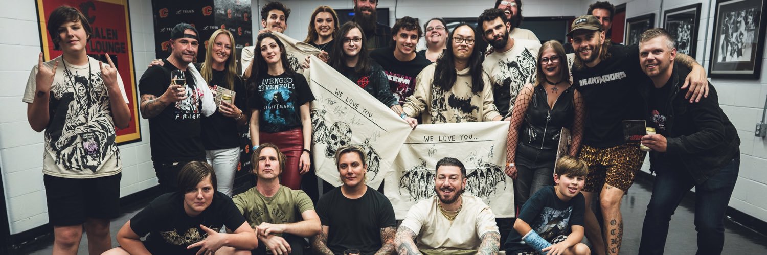 tizzy1986's profile banner image