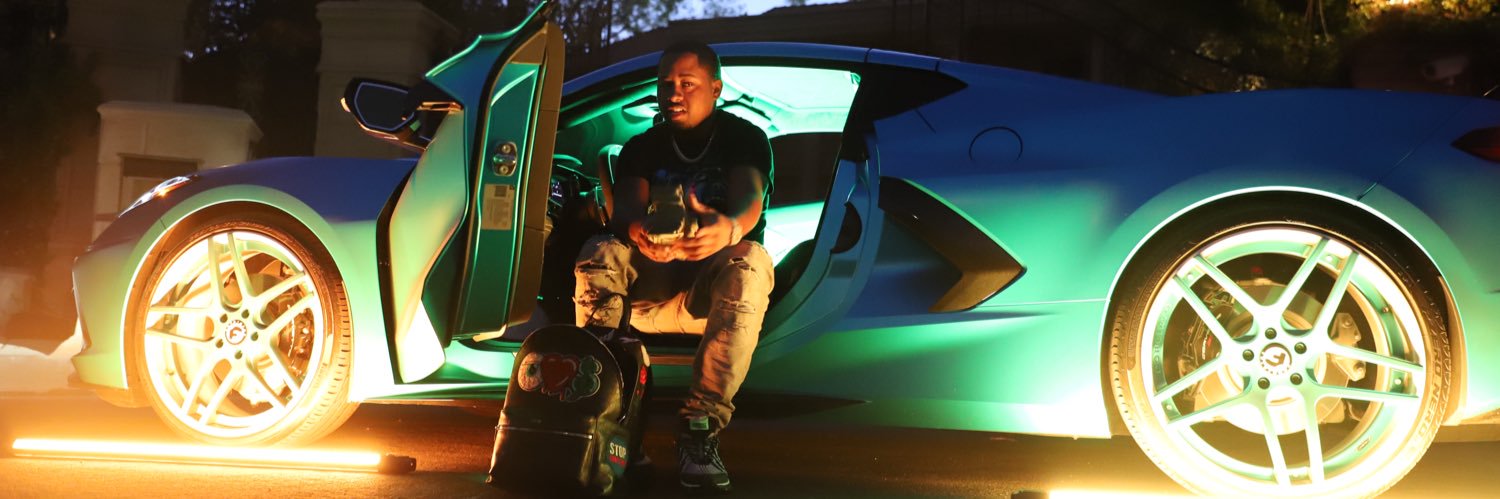 300twon's profile banner image