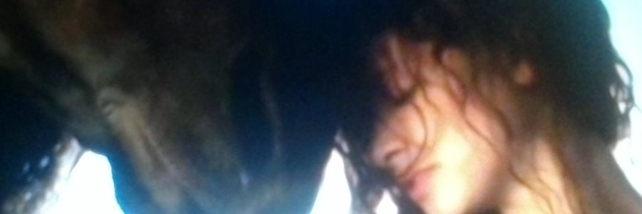 elle0896's profile banner image