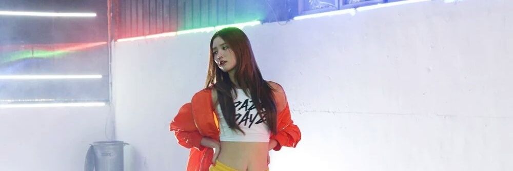 p_junghwa's profile banner image