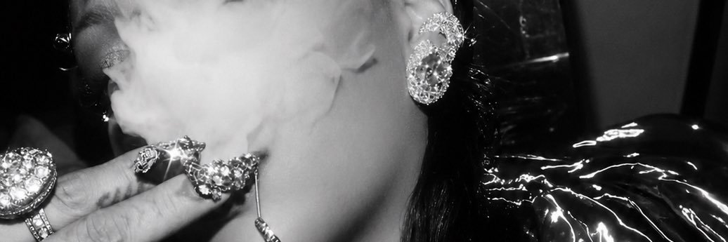 halissinha's profile banner image