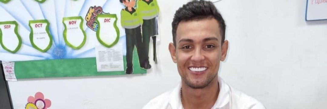lesalahi's profile banner image