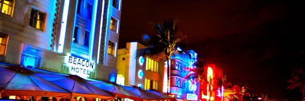 esiiiados Profile Banner