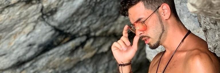 Adri Rios banner