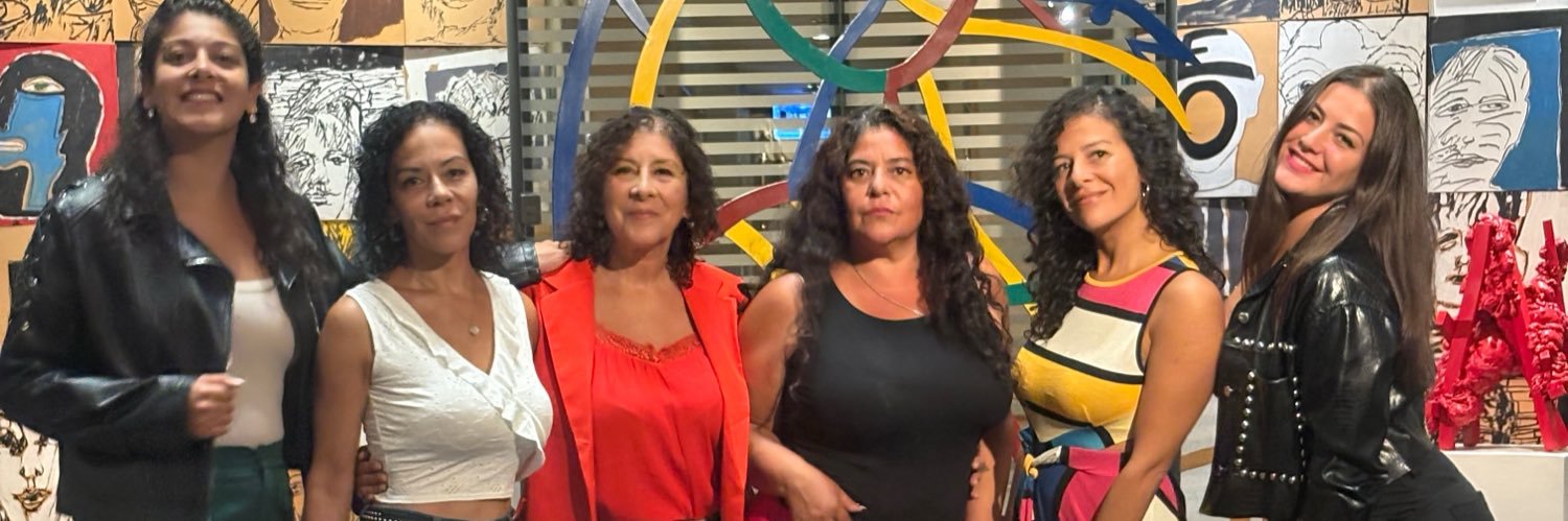 LucilaCruchi's profile banner image