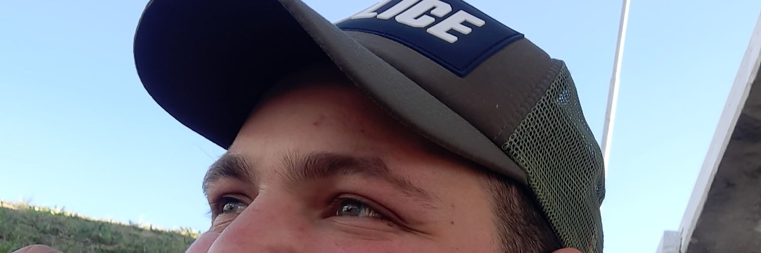 elSeneriz's profile banner image