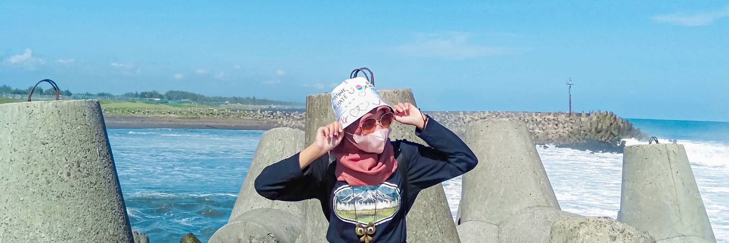 niharelf's profile banner image