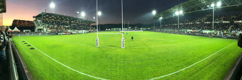 Lou Lémovice banner