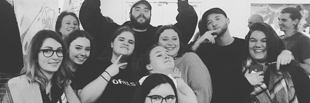 StGapour's profile banner image