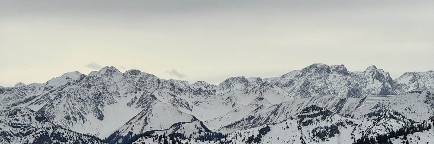 Howie Combrink banner