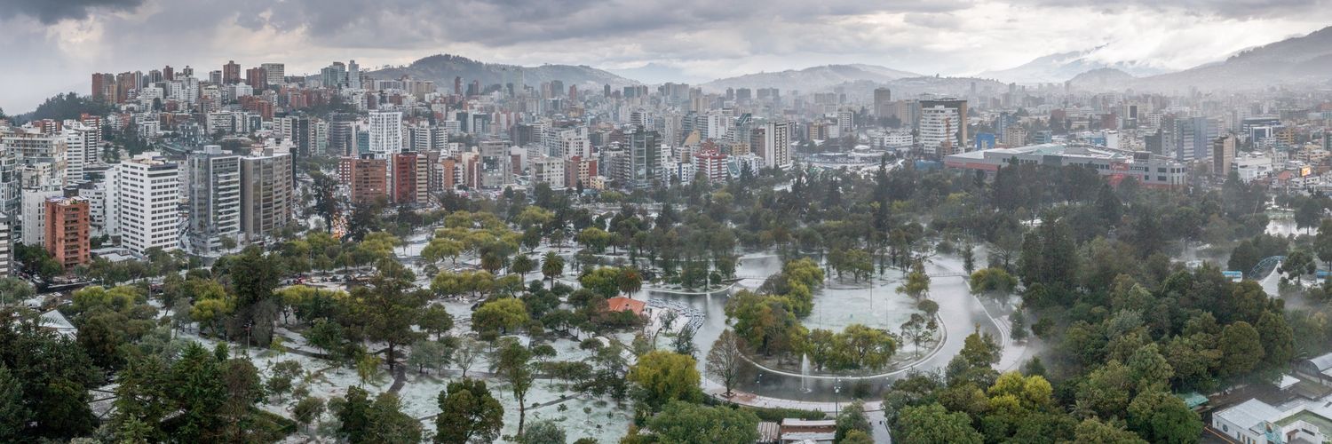 Milena 📚🌎🇪🇨⚽🖋️ banner