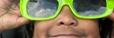n i n a 🌸 banner