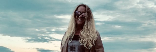 kat_whyte's profile banner image