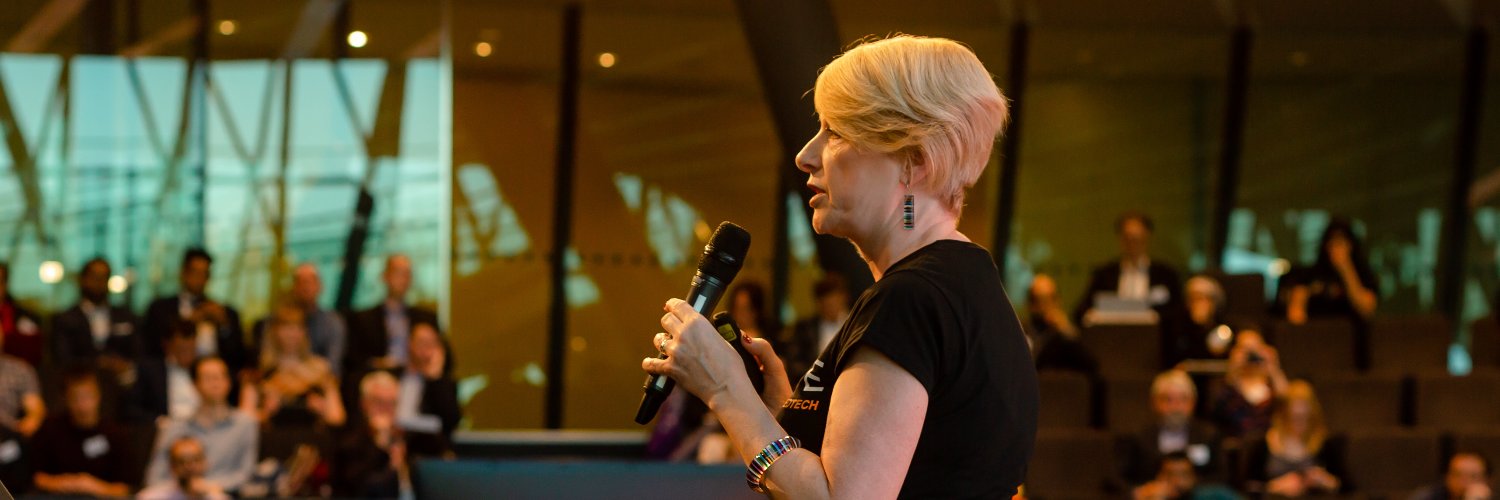 Professor Rose Luckin EVR | UCL banner