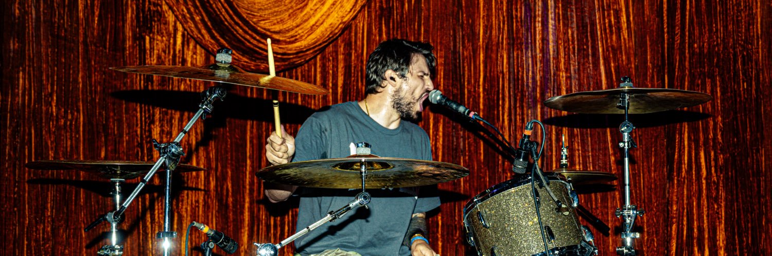 Gnarwhaal's profile banner image