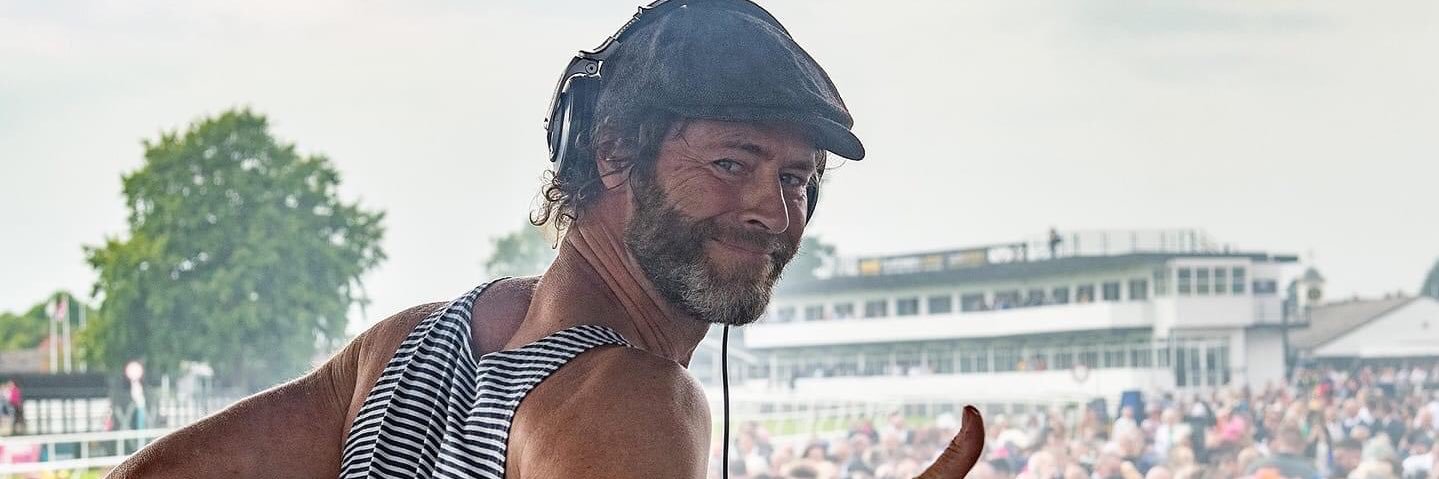 Karen Alexander banner