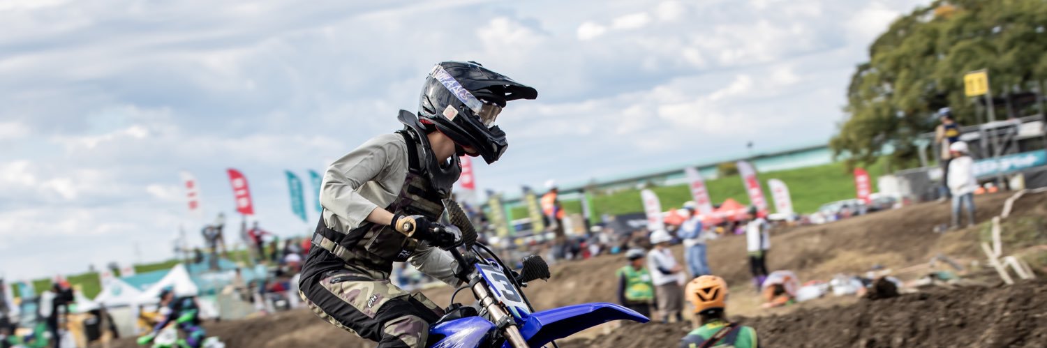 ふゆねこ(VRC: べりりぅむ) banner