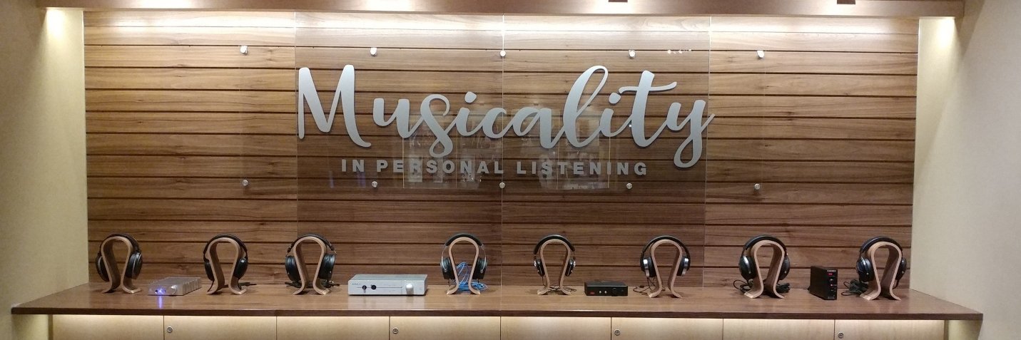 DefinitiveAudio's profile banner image