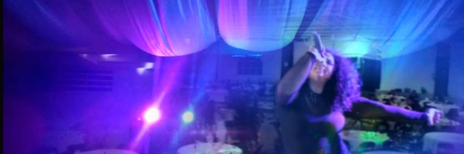LolaVillRod's profile banner image
