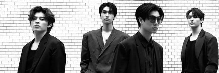 phuphuwining's profile banner image