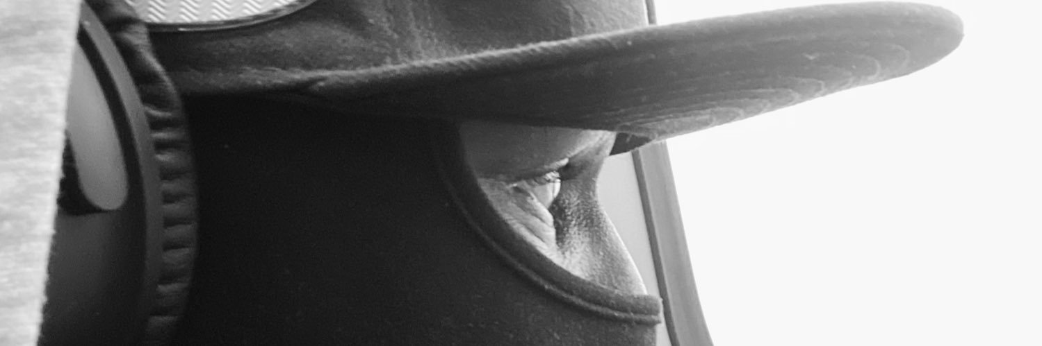 quadiecg's profile banner image