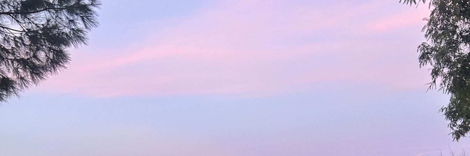 Daniela_814's profile banner image