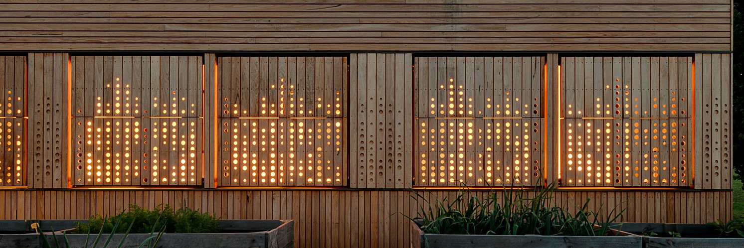 Mihaly Slocombe banner