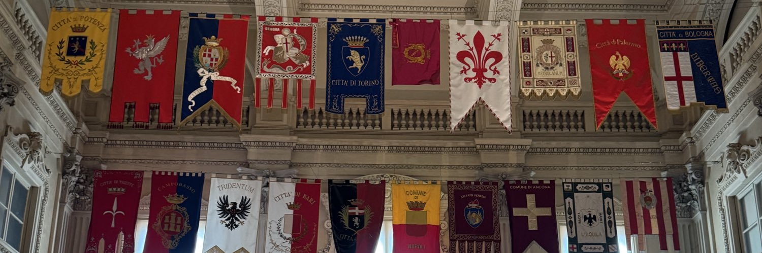 Tom Russell-Mésenge banner