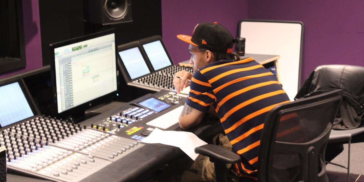 Tizzle's profile banner image