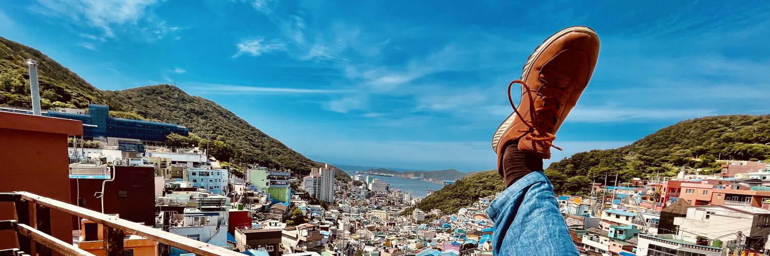 Alexandre Comte banner