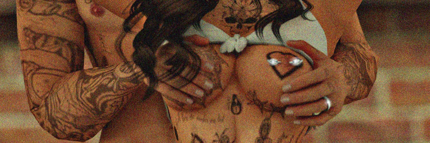 Queen_Blue_Moon's profile banner image