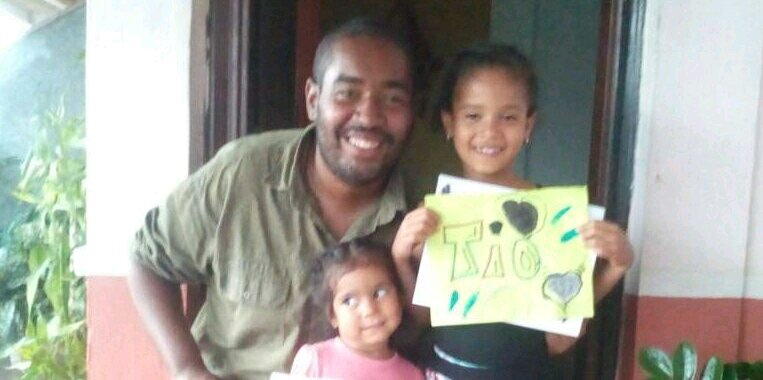 William Ariza banner