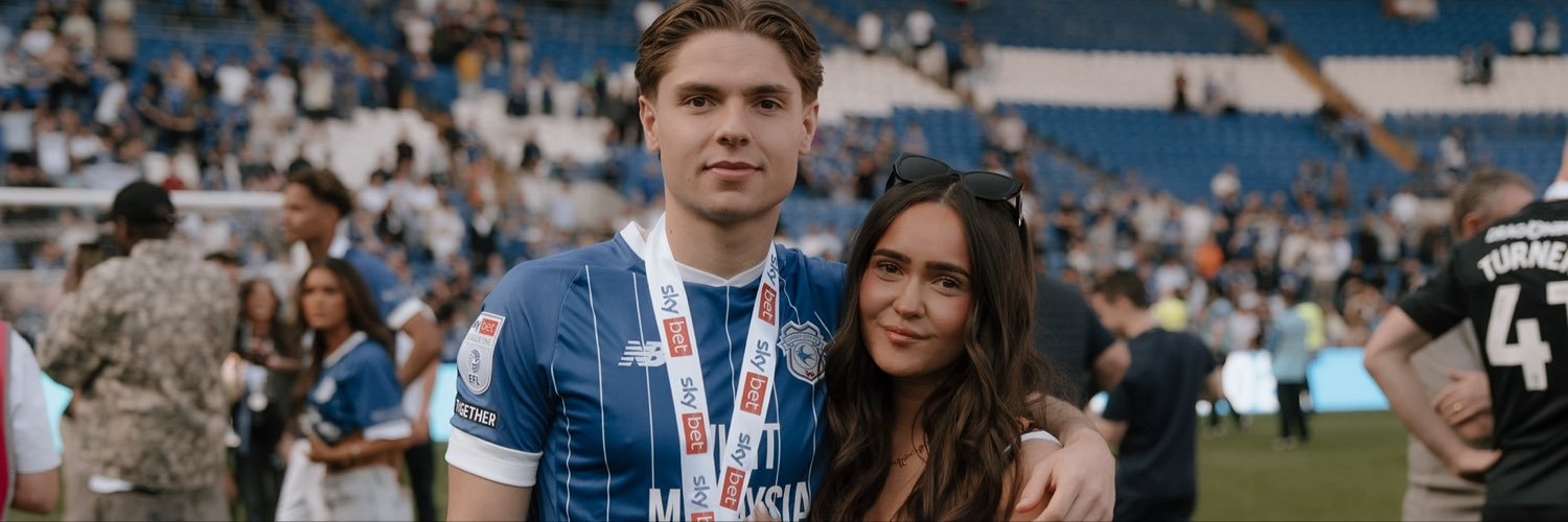 Ellielcox's profile banner image