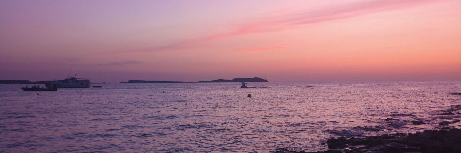 claucampomanes's profile banner image