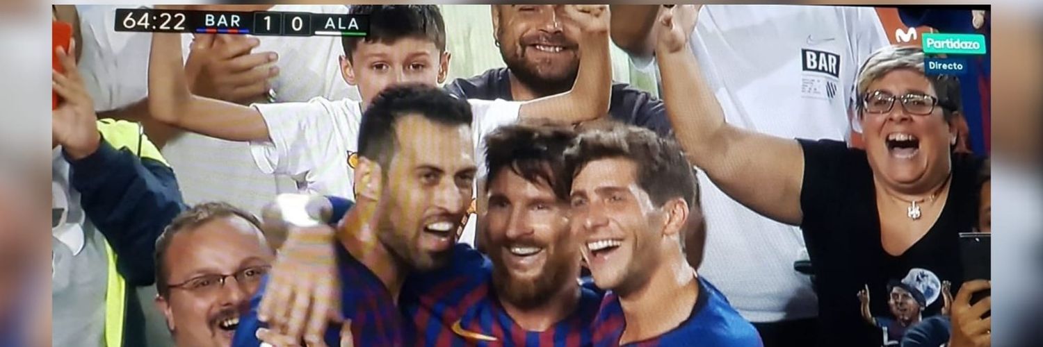 Esther Fega 💙❤️ banner