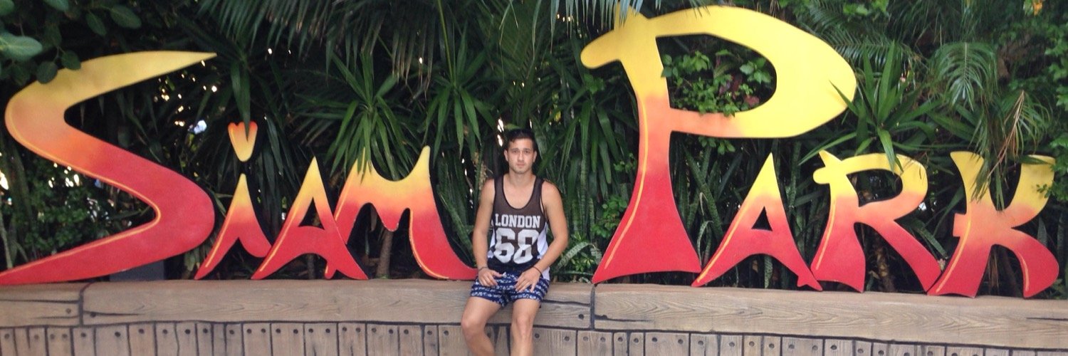javiii33's profile banner image