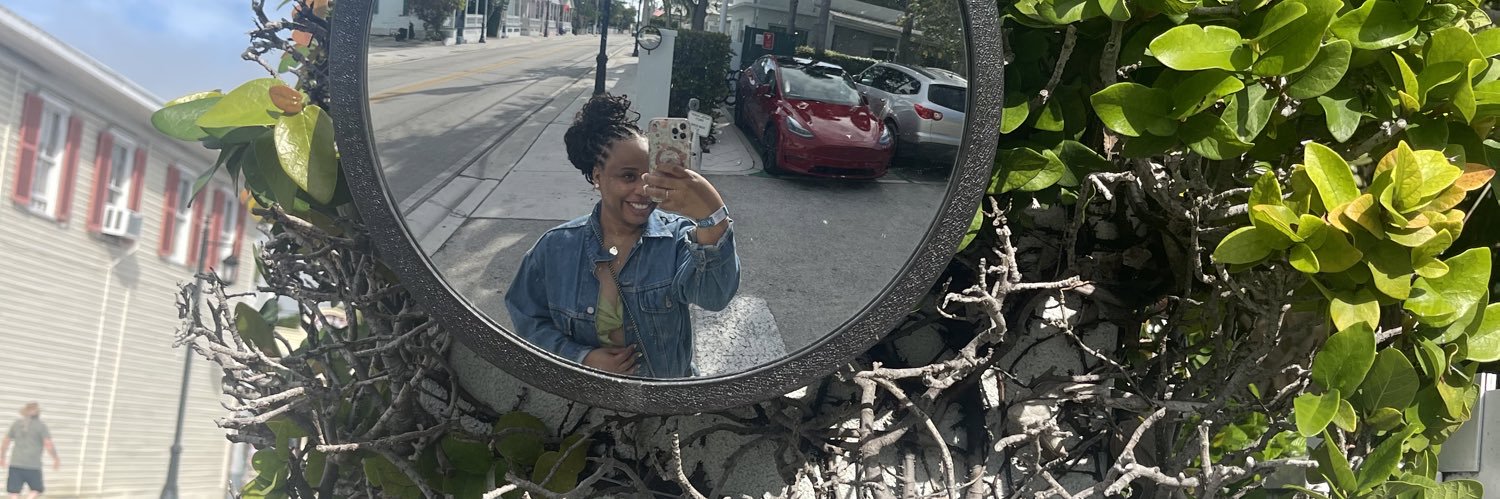 justSydnee's profile banner image