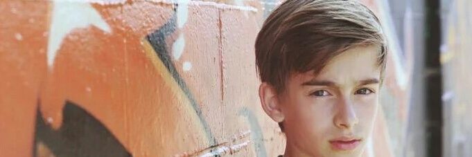 Johnny__Orlando's profile banner image