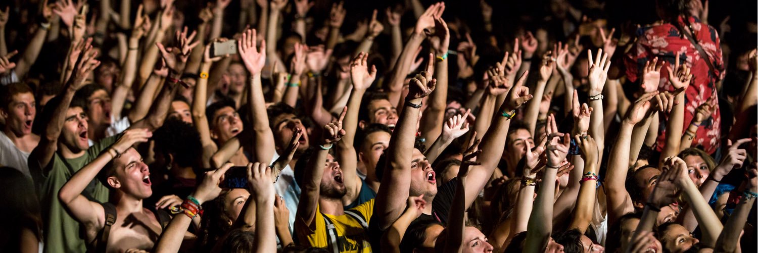 Link Produccions banner